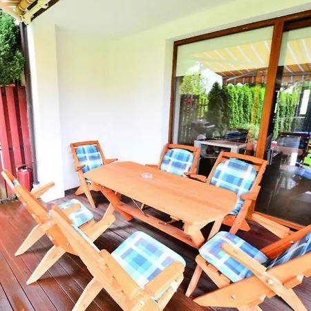 Duzy Apartament Apartment *